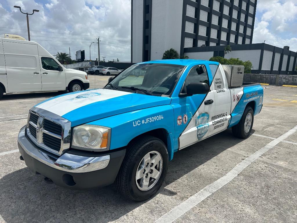 2005 Dodge Dakota SLT 4X4 Club Cab's photo