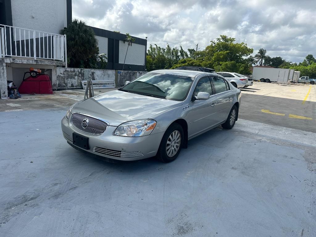 2008 Buick Lucerne CX's photo